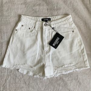 NWT Missguided White Denim High Waisted Shorts Size US 0 / UK 4